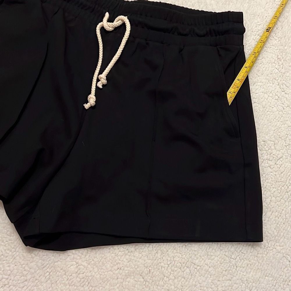 Loft black drawstring shorts medium - Picture 7 of 8
